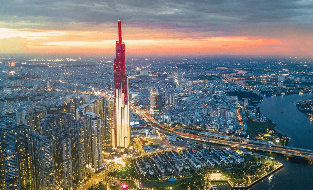 ベトナム建設市場の最新動向と将来予測：Coteccons が施工した、東南アジアで最も高いビル「Landmark 81」　出所：konia-group